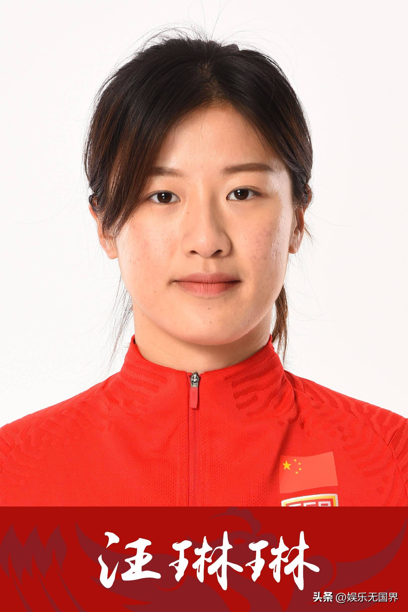 包含上海市女足比赛赛况火热，球员个个表现出色的词条