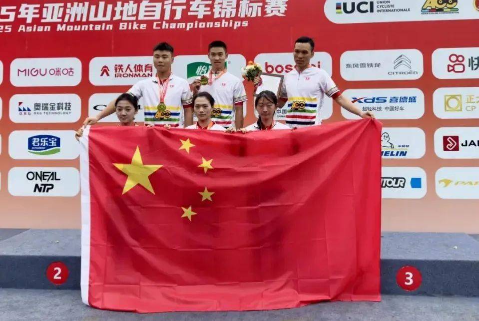 乐动体育在线-美籍华裔选手在职业联赛中闪耀登场
