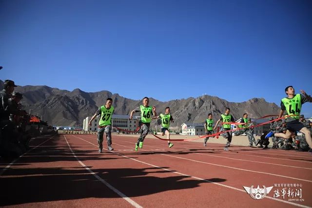 乐动体育官方入口-纷至沓来力争上游，硝烟弥漫赛场欢呼不断